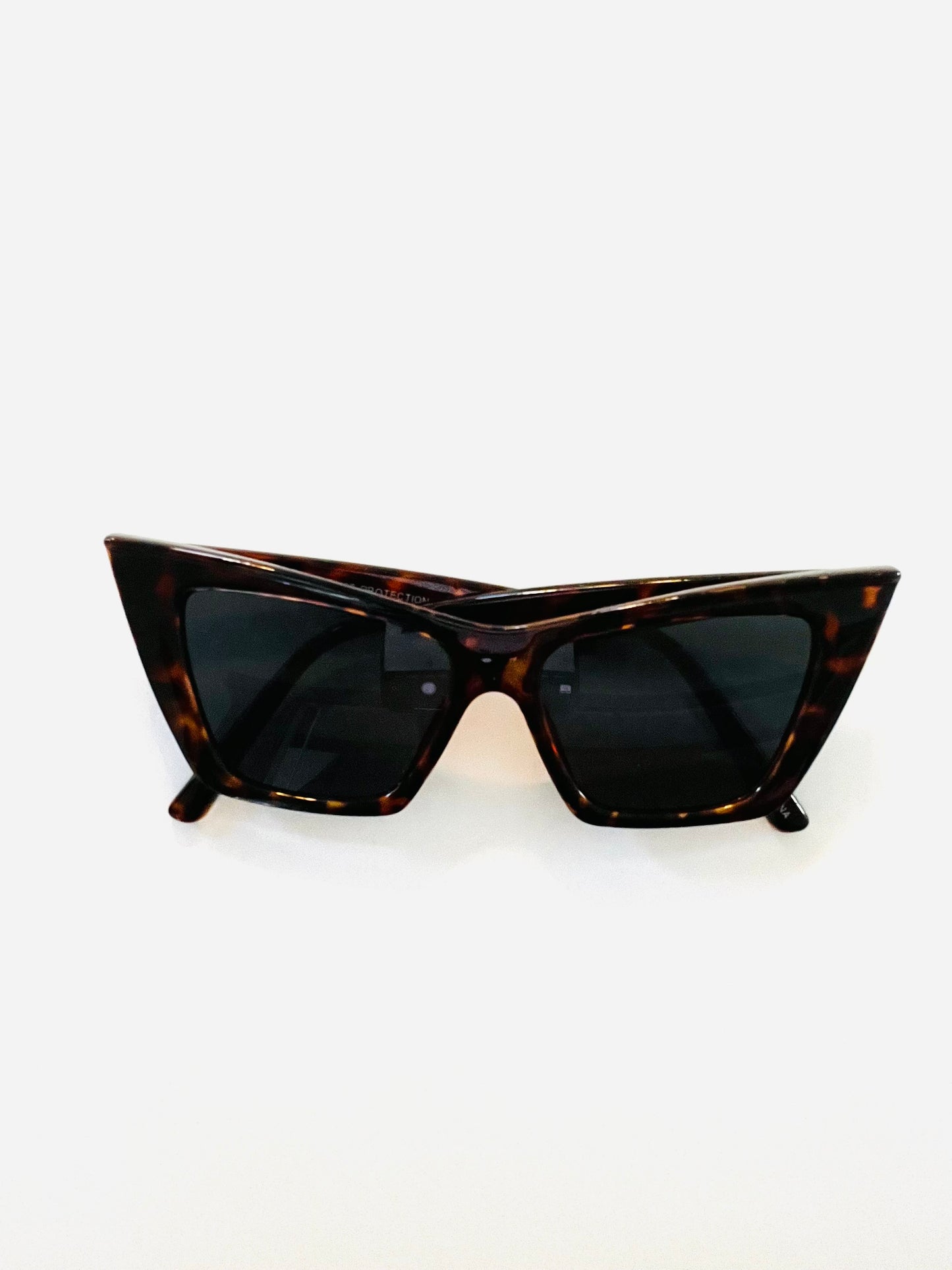 Oh Jackie Cat Eye Sunglasses (Available in 5 colors)