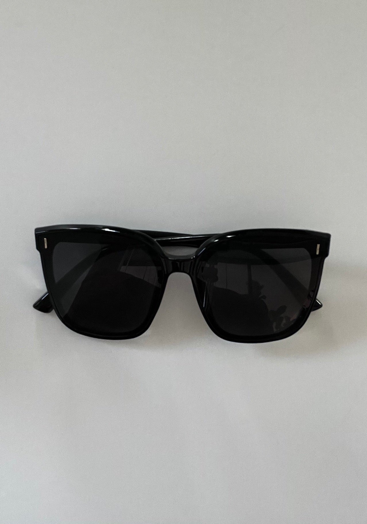California Sleek Sunglasses (Available in 4 colors)