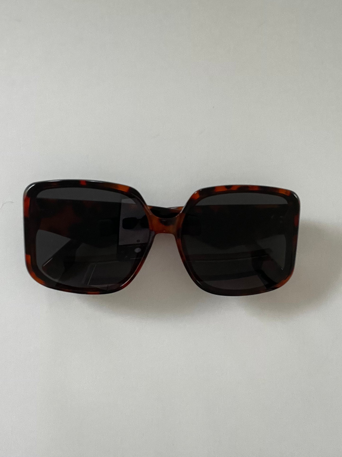 Naomi Oversized Sunglasses (Available in 4 colors)