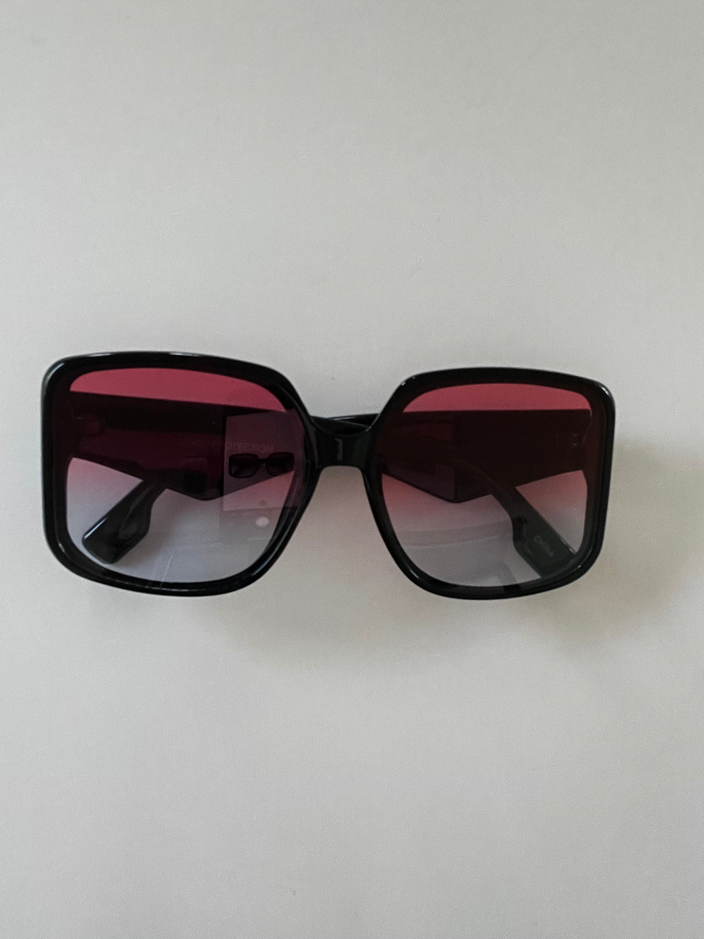 Naomi Oversized Sunglasses