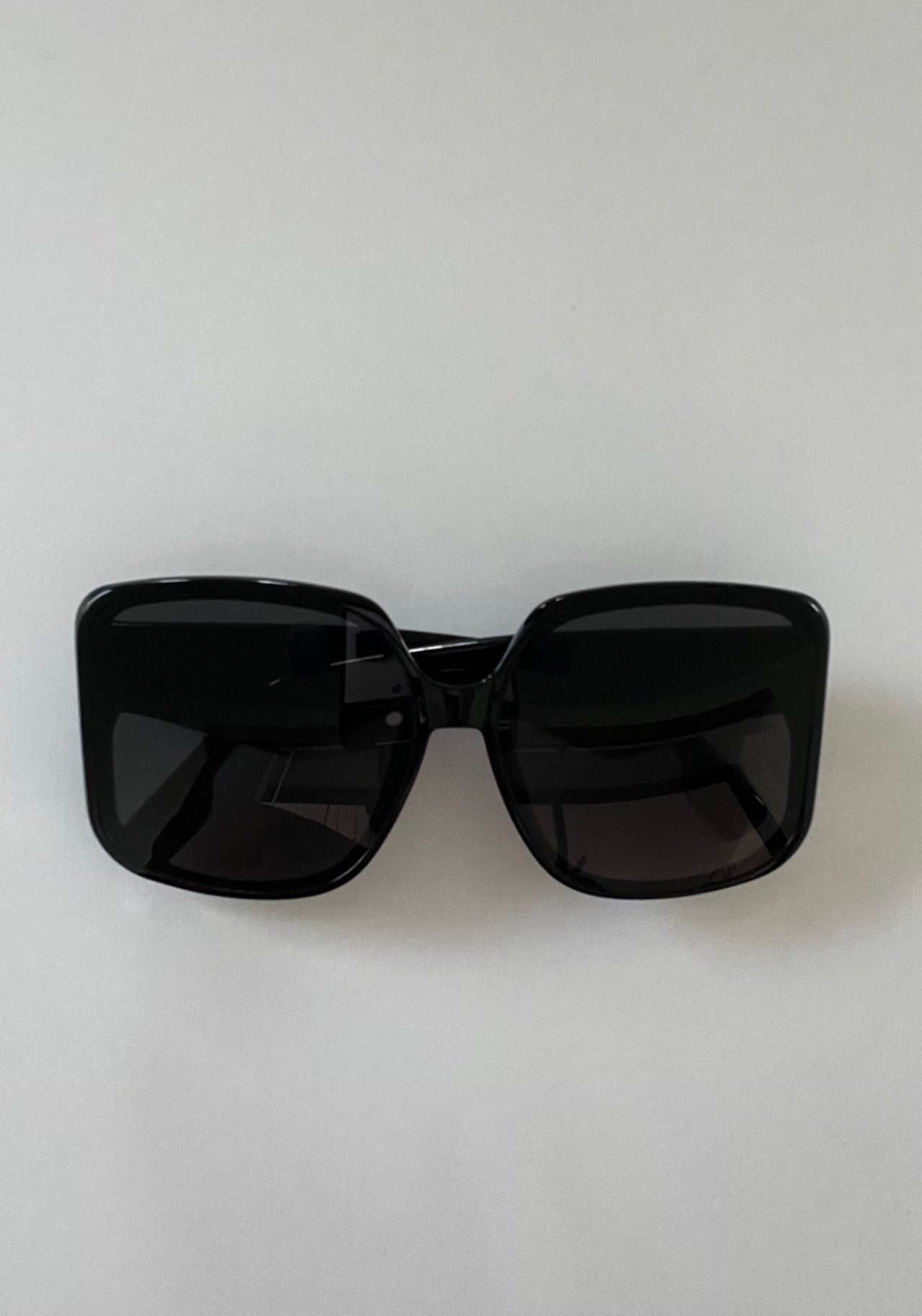 Naomi Oversized Sunglasses